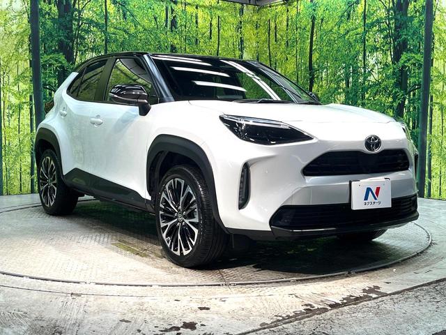 ヤリスクロス ハイブリッドＺ　禁煙車　ナビ付ディスプレイオーディオ　全周囲カメラ　衝突軽減装置　レーダークルーズ　ドラレコ　ＥＴＣ　Ｂｌｕｅｔｏｏｔｈ再生　ブラインドスポットモニター　シートヒーター　パワーシート　スマートキー（17枚目）