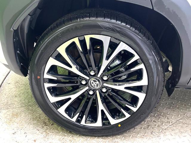 ヤリスクロス ハイブリッドＺ　禁煙車　ナビ付ディスプレイオーディオ　全周囲カメラ　衝突軽減装置　レーダークルーズ　ドラレコ　ＥＴＣ　Ｂｌｕｅｔｏｏｔｈ再生　ブラインドスポットモニター　シートヒーター　パワーシート　スマートキー（25枚目）