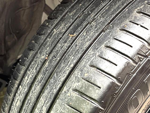 ヤリスクロス ハイブリッドＺ　禁煙車　ナビ付ディスプレイオーディオ　全周囲カメラ　衝突軽減装置　レーダークルーズ　ドラレコ　ＥＴＣ　Ｂｌｕｅｔｏｏｔｈ再生　ブラインドスポットモニター　シートヒーター　パワーシート　スマートキー（27枚目）