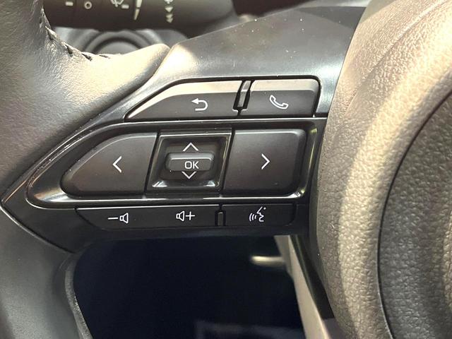 ヤリスクロス ハイブリッドＺ　禁煙車　ナビ付ディスプレイオーディオ　全周囲カメラ　衝突軽減装置　レーダークルーズ　ドラレコ　ＥＴＣ　Ｂｌｕｅｔｏｏｔｈ再生　ブラインドスポットモニター　シートヒーター　パワーシート　スマートキー（58枚目）