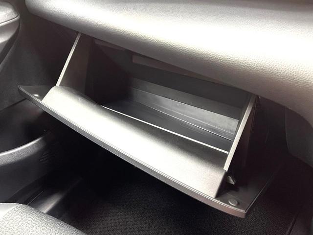 ヤリスクロス ハイブリッドＺ　禁煙車　ナビ付ディスプレイオーディオ　全周囲カメラ　衝突軽減装置　レーダークルーズ　ドラレコ　ＥＴＣ　Ｂｌｕｅｔｏｏｔｈ再生　ブラインドスポットモニター　シートヒーター　パワーシート　スマートキー（70枚目）