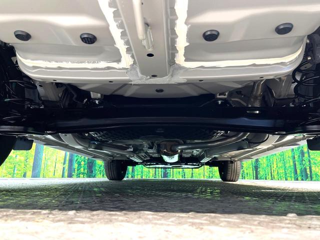 ライズ Ｘ　登録済未使用車　衝突被害軽減システム　コーナーセンサー　スマートキー　ＬＥＤヘッド　オートライト　横滑り防止装置　アイドリングストップシステム　バニティミラー　エアコン（18枚目）