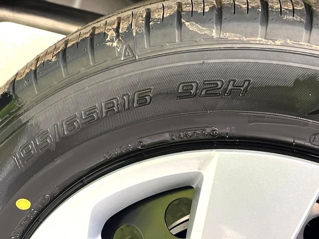 ライズ Ｘ　登録済未使用車　衝突被害軽減システム　コーナーセンサー　スマートキー　ＬＥＤヘッド　オートライト　横滑り防止装置　アイドリングストップシステム　バニティミラー　エアコン（25枚目）