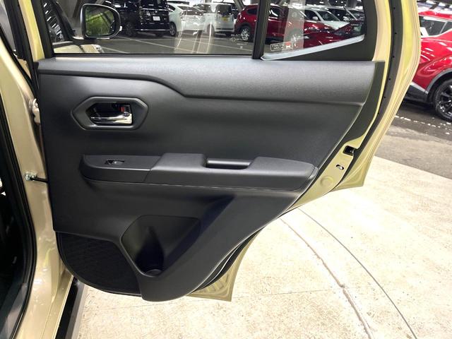 ライズ Ｘ　登録済未使用車　衝突被害軽減システム　コーナーセンサー　スマートキー　ＬＥＤヘッド　オートライト　横滑り防止装置　アイドリングストップシステム　バニティミラー　エアコン（39枚目）