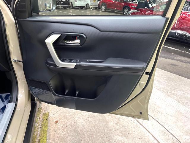 ライズ Ｘ　登録済未使用車　衝突被害軽減システム　コーナーセンサー　スマートキー　ＬＥＤヘッド　オートライト　横滑り防止装置　アイドリングストップシステム　バニティミラー　エアコン（42枚目）