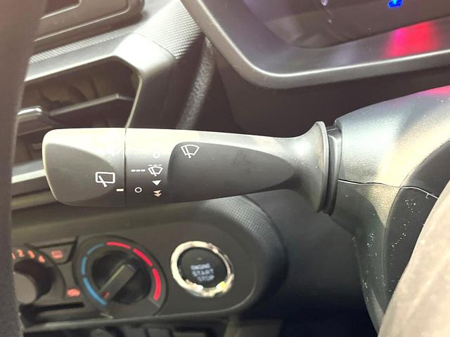 ライズ Ｘ　登録済未使用車　衝突被害軽減システム　コーナーセンサー　スマートキー　ＬＥＤヘッド　オートライト　横滑り防止装置　アイドリングストップシステム　バニティミラー　エアコン（47枚目）