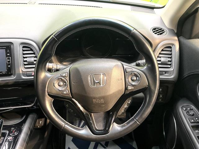 ヴェゼル ハイブリッドＺ・ホンダセンシング　禁煙車　純正ナビ　バックカメラ　衝突被害軽減システム　ハーフレザーシート　ドラレコ　スマートキー　ＬＥＤヘッド　ビルトインＥＴＣ　車線逸脱警報　オートライト　デュアルエアコン　ＣＤ（11枚目）