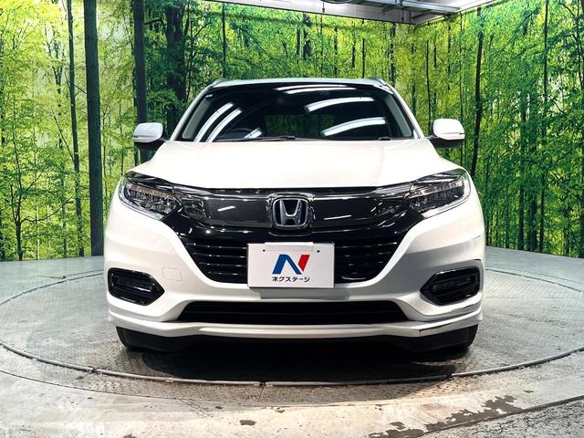 ヴェゼル ハイブリッドＺ・ホンダセンシング　禁煙車　純正ナビ　バックカメラ　衝突被害軽減システム　ハーフレザーシート　ドラレコ　スマートキー　ＬＥＤヘッド　ビルトインＥＴＣ　車線逸脱警報　オートライト　デュアルエアコン　ＣＤ（14枚目）