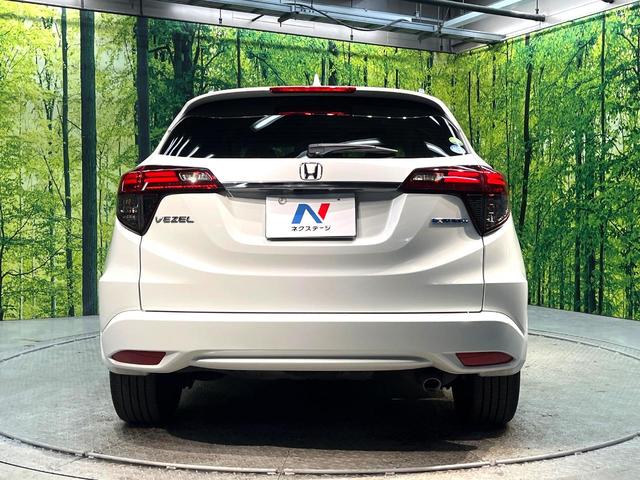 ヴェゼル ハイブリッドＺ・ホンダセンシング　禁煙車　純正ナビ　バックカメラ　衝突被害軽減システム　ハーフレザーシート　ドラレコ　スマートキー　ＬＥＤヘッド　ビルトインＥＴＣ　車線逸脱警報　オートライト　デュアルエアコン　ＣＤ（15枚目）