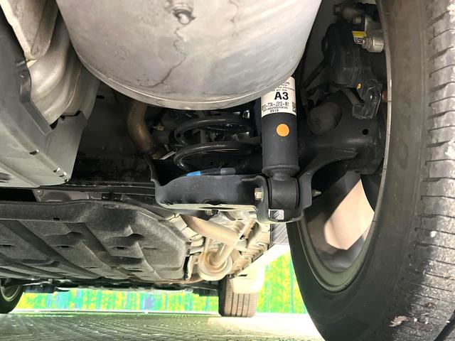 ヴェゼル ハイブリッドＺ・ホンダセンシング　禁煙車　純正ナビ　バックカメラ　衝突被害軽減システム　ハーフレザーシート　ドラレコ　スマートキー　ＬＥＤヘッド　ビルトインＥＴＣ　車線逸脱警報　オートライト　デュアルエアコン　ＣＤ（20枚目）