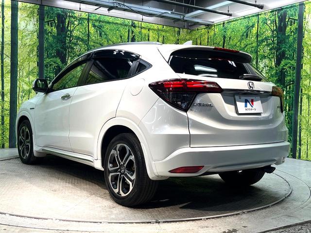 ヴェゼル ハイブリッドＺ・ホンダセンシング　禁煙車　純正ナビ　バックカメラ　衝突被害軽減システム　ハーフレザーシート　ドラレコ　スマートキー　ＬＥＤヘッド　ビルトインＥＴＣ　車線逸脱警報　オートライト　デュアルエアコン　ＣＤ（23枚目）