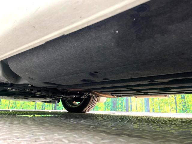 ヴェゼル ハイブリッドＺ・ホンダセンシング　禁煙車　純正ナビ　バックカメラ　衝突被害軽減システム　ハーフレザーシート　ドラレコ　スマートキー　ＬＥＤヘッド　ビルトインＥＴＣ　車線逸脱警報　オートライト　デュアルエアコン　ＣＤ（25枚目）