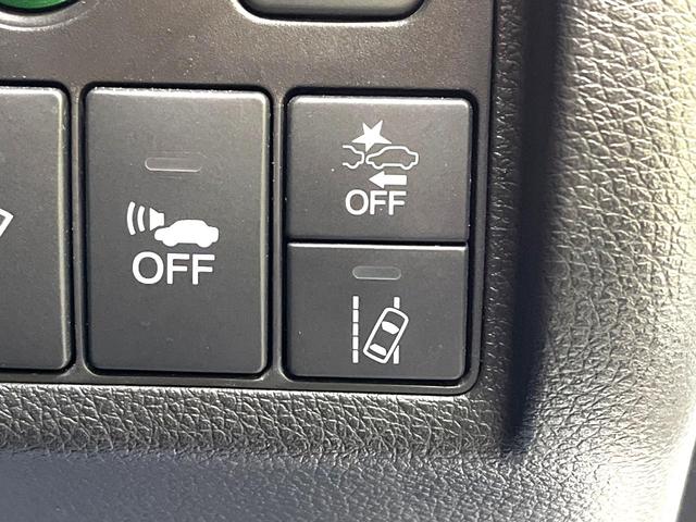 ヴェゼル ハイブリッドＺ・ホンダセンシング　禁煙車　純正ナビ　バックカメラ　衝突被害軽減システム　ハーフレザーシート　ドラレコ　スマートキー　ＬＥＤヘッド　ビルトインＥＴＣ　車線逸脱警報　オートライト　デュアルエアコン　ＣＤ（46枚目）