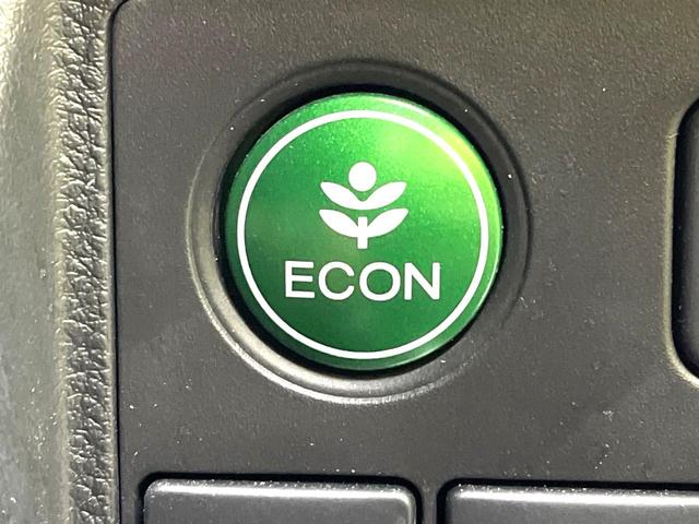 ヴェゼル ハイブリッドＺ・ホンダセンシング　禁煙車　純正ナビ　バックカメラ　衝突被害軽減システム　ハーフレザーシート　ドラレコ　スマートキー　ＬＥＤヘッド　ビルトインＥＴＣ　車線逸脱警報　オートライト　デュアルエアコン　ＣＤ（49枚目）