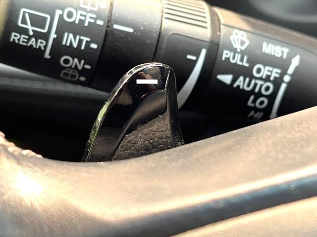 ヴェゼル ハイブリッドＺ・ホンダセンシング　禁煙車　純正ナビ　バックカメラ　衝突被害軽減システム　ハーフレザーシート　ドラレコ　スマートキー　ＬＥＤヘッド　ビルトインＥＴＣ　車線逸脱警報　オートライト　デュアルエアコン　ＣＤ（55枚目）