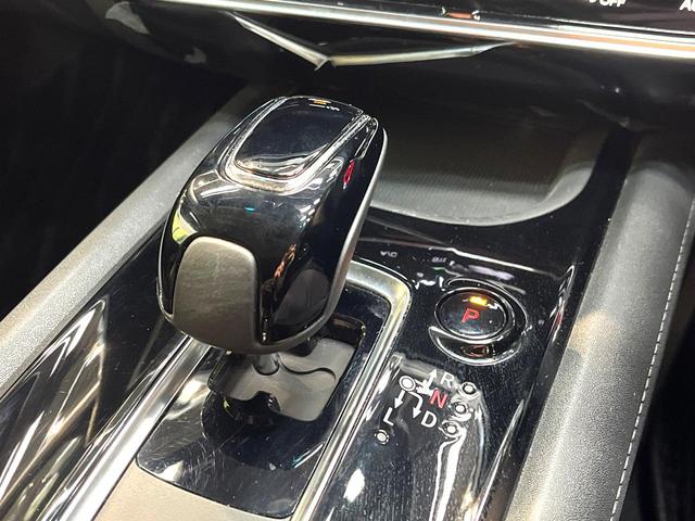 ヴェゼル ハイブリッドＺ・ホンダセンシング　禁煙車　純正ナビ　バックカメラ　衝突被害軽減システム　ハーフレザーシート　ドラレコ　スマートキー　ＬＥＤヘッド　ビルトインＥＴＣ　車線逸脱警報　オートライト　デュアルエアコン　ＣＤ（63枚目）