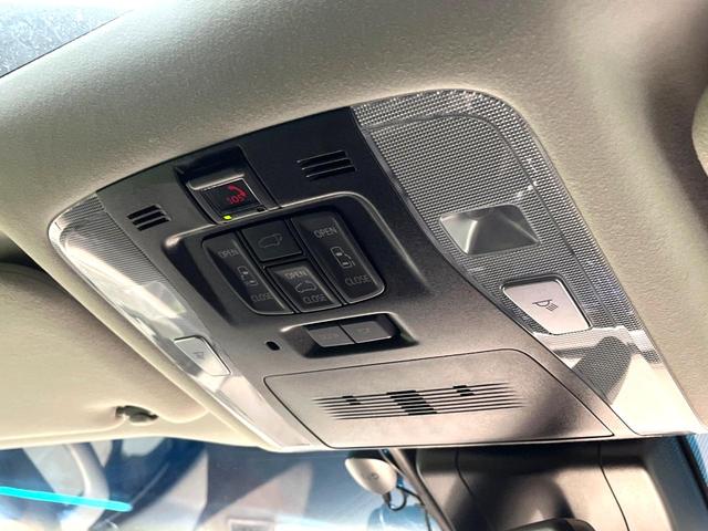 アルファード ２．５Ｓ　Ｃパッケージ　禁煙車　ツインムーンルーフ　両側電動スライドドア　セーフティセンス　レーダークルーズ　純正ディスプレイオーディオ　バックカメラ　ＥＴＣ　ドラレコ　快適温熱シート　パワーシート　ステアリングヒーター（7枚目）