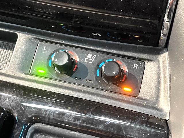 アルファード ２．５Ｓ　Ｃパッケージ　禁煙車　ツインムーンルーフ　両側電動スライドドア　セーフティセンス　レーダークルーズ　純正ディスプレイオーディオ　バックカメラ　ＥＴＣ　ドラレコ　快適温熱シート　パワーシート　ステアリングヒーター（45枚目）