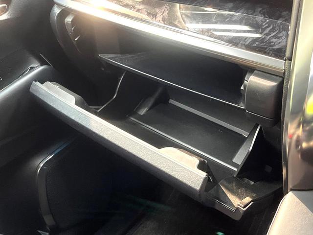 アルファード ２．５Ｓ　Ｃパッケージ　禁煙車　ツインムーンルーフ　両側電動スライドドア　セーフティセンス　レーダークルーズ　純正ディスプレイオーディオ　バックカメラ　ＥＴＣ　ドラレコ　快適温熱シート　パワーシート　ステアリングヒーター（56枚目）