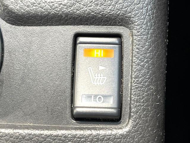 エクストレイル モード・プレミア オーテック30thアニバーサリー 4WD 衝突軽減システム 純正ナビ 全周囲カメラ フルセグ ETC Bluetooth再生 レザーシート シートヒーター パワーバックドア LEDヘッドライト LEDフォグ クルーズコントロール(6枚目)