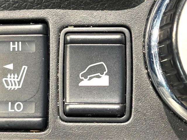 エクストレイル モード・プレミア オーテック30thアニバーサリー 4WD 衝突軽減システム 純正ナビ 全周囲カメラ フルセグ ETC Bluetooth再生 レザーシート シートヒーター パワーバックドア LEDヘッドライト LEDフォグ クルーズコントロール(7枚目)