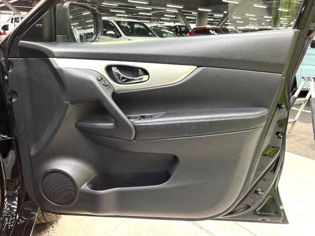 エクストレイル モード・プレミア オーテック30thアニバーサリー 4WD 衝突軽減システム 純正ナビ 全周囲カメラ フルセグ ETC Bluetooth再生 レザーシート シートヒーター パワーバックドア LEDヘッドライト LEDフォグ クルーズコントロール(33枚目)