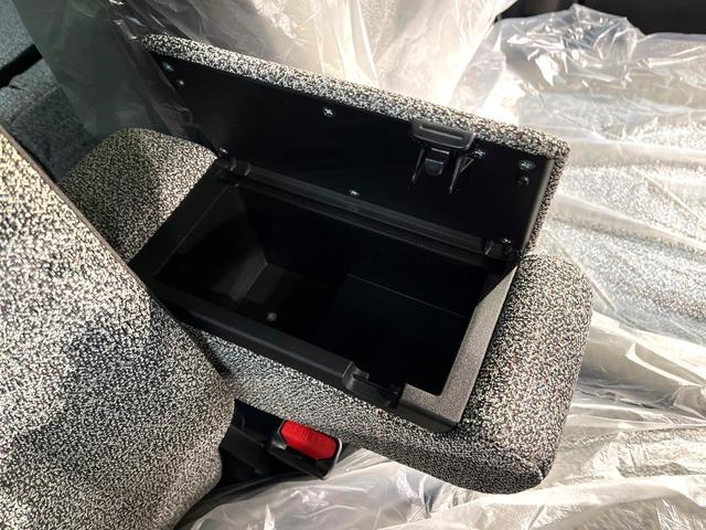 スペーシア ハイブリッドＸ　禁煙車　届出済未使用車　両側電動ドア　セーフティサポート　シートヒーター　コーナーセンサー　スマートキー　ＬＥＤヘッド　オートハイビーム　車線逸脱警報　オートエアコン　盗難防止装置　オットマン（44枚目）