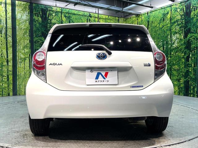 アクア S 禁煙車 純正ナビ フルセグ Bluetooth再生 スマートキー 純正15インチアルミホイール オートライト オートエアコン 盗難防止装置 プライバシーガラス トラクションコントロール 電動格納ミラー(14枚目)