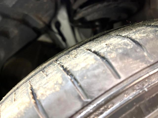 アクア S 禁煙車 純正ナビ フルセグ Bluetooth再生 スマートキー 純正15インチアルミホイール オートライト オートエアコン 盗難防止装置 プライバシーガラス トラクションコントロール 電動格納ミラー(34枚目)