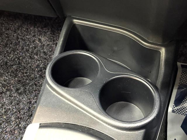 アクア S 禁煙車 純正ナビ フルセグ Bluetooth再生 スマートキー 純正15インチアルミホイール オートライト オートエアコン 盗難防止装置 プライバシーガラス トラクションコントロール 電動格納ミラー(52枚目)