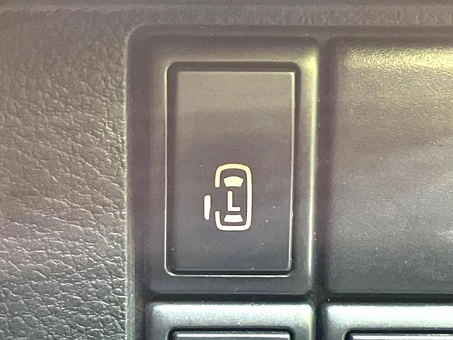 スペーシア Ｇリミテッド　電動スライドドア　ＳＤナビ　バックカメラ　デュアルカメラブレーキサポート　禁煙車　シートヒーター　スマートキー　車線逸脱警報　オートエアコン　Ｂｌｕｅｔｏｏｔｈ　誤発進抑制機能　盗難防止装置（6枚目）