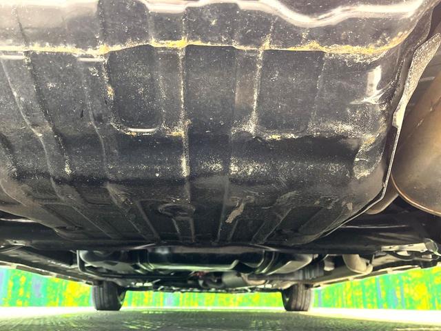 フリードハイブリッド ジャストセレクション　禁煙車　後席モニター　両側電動スライドドア　ナビ　バックカメラ　ＥＴＣ　Ｂｌｕｅｔｏｏｔｈ再生　ハーフレザーシート　ＨＩＤヘッドライト　クルーズコントロール　スマートキー　地デジ　盗難防止装置（19枚目）