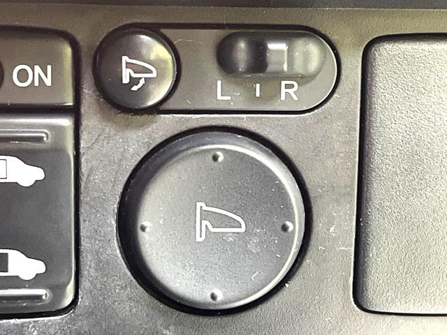 フリードハイブリッド ジャストセレクション　禁煙車　後席モニター　両側電動スライドドア　ナビ　バックカメラ　ＥＴＣ　Ｂｌｕｅｔｏｏｔｈ再生　ハーフレザーシート　ＨＩＤヘッドライト　クルーズコントロール　スマートキー　地デジ　盗難防止装置（41枚目）