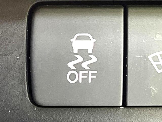 フリードハイブリッド ジャストセレクション　禁煙車　後席モニター　両側電動スライドドア　ナビ　バックカメラ　ＥＴＣ　Ｂｌｕｅｔｏｏｔｈ再生　ハーフレザーシート　ＨＩＤヘッドライト　クルーズコントロール　スマートキー　地デジ　盗難防止装置（42枚目）