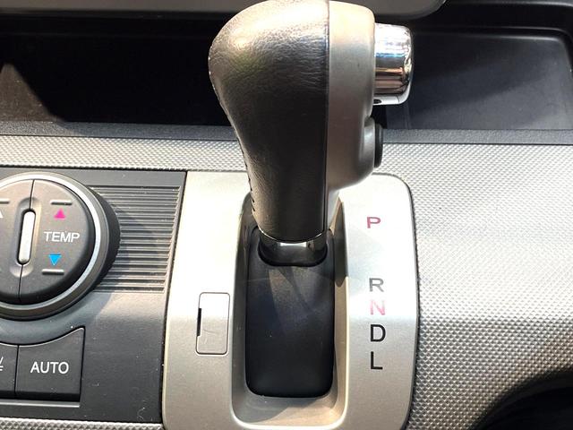 フリードハイブリッド ジャストセレクション　禁煙車　後席モニター　両側電動スライドドア　ナビ　バックカメラ　ＥＴＣ　Ｂｌｕｅｔｏｏｔｈ再生　ハーフレザーシート　ＨＩＤヘッドライト　クルーズコントロール　スマートキー　地デジ　盗難防止装置（55枚目）