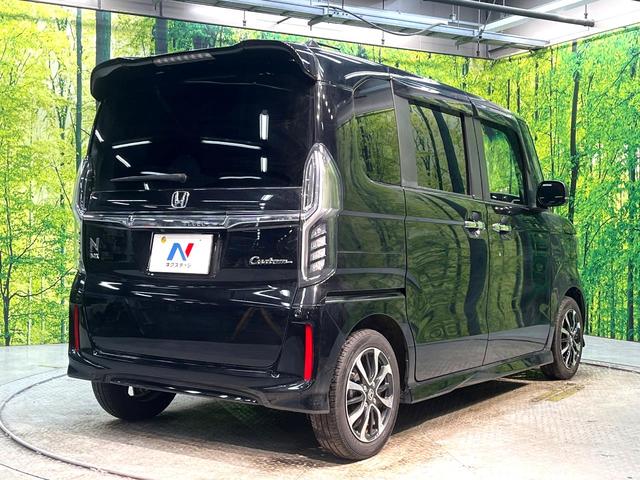 N-BOXカスタム G・Lホンダセンシング 両側電動ドア 純正8型ナビ バックカメラ ホンダセンシング レーダークルーズ 禁煙車 ドラレコ スマートキー LEDヘッド ETC 純正14インチアルミ 車線逸脱警報 オートライト オートエアコン(17枚目)