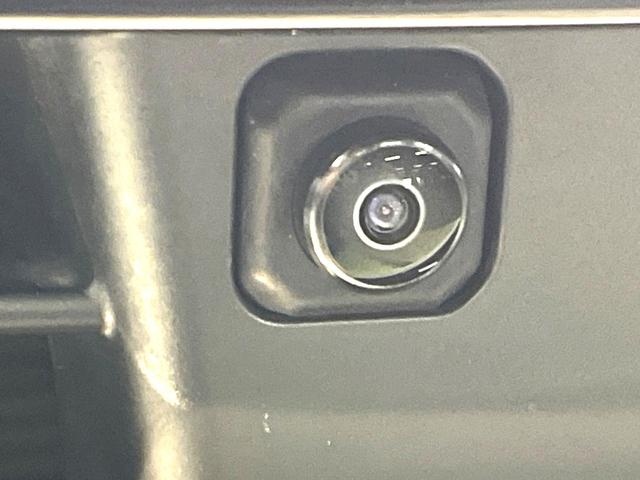 プリウス Ｚ　禁煙車　ガラスルーフ　衝突軽減システム　レーダークルーズ　純正１２インチナビ　バックカメラ　フルセグ　ドラレコ　ＥＴＣ　Ｂｌｕｅｔｏｏｔｈ　シートベンチレーション　ブラインドスポットモニター（36枚目）