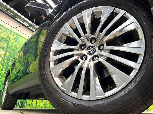 �y�����P�X�C���`�A���~�z�C�[���z�O�ςɃ}�b�`���������A���~�z�C�[���𑕒����Ă���܂��B�e��ЊO�A���~�z�C�[����A�X�^�b�h���X�^�C�����戵�����Ă���܂��B���񂲑��k����������