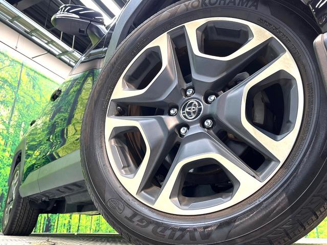 �y�����P�X�C���`�A���~�z�C�[���z�O�ςɃ}�b�`���������A���~�z�C�[���𑕒����Ă���܂��B�e��ЊO�A���~�z�C�[����A�X�^�b�h���X�^�C�����戵�����Ă���܂��B���񂲑��k����������