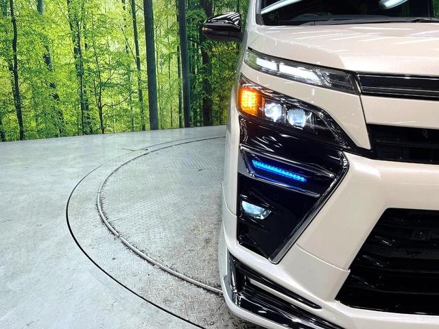 �y�k�d�c�w�b�h���C�g�z���V����ԑ��s�����ǍD�Ȏ��E���m�ۂ����S���ĉ^�]�ł��鍂�P�x�k�d�c�w�b�h���C�g�𑕔��I�_�����x�������A����d�͂��}�����Ă��܂��B