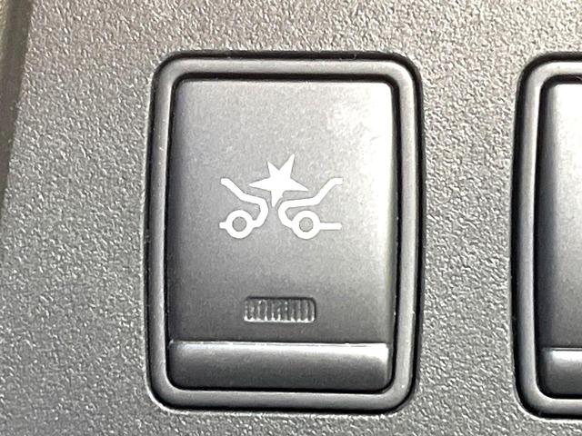 セレナ ハイウェイスター　Ｖセレ＋セーフティＩＩ　ＳＨＶ　両側電動スライドドア　純正８型ナビ　フリップダウンモニター　全周囲カメラ　衝突軽減装置　禁煙車　ドラレコ　コーナーセンサー　ＬＥＤヘッドライト　ＥＴＣ　車線逸脱警報　ｂｌｕｅｔｏｏｔｈ再生（4枚目）