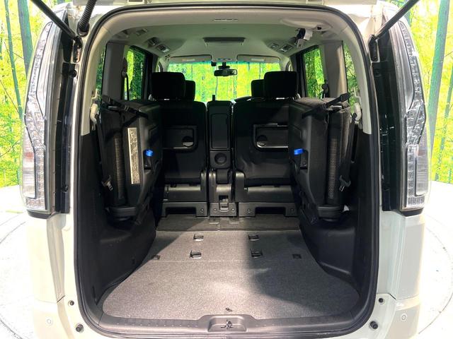 セレナ ハイウェイスター　Ｖセレ＋セーフティＩＩ　ＳＨＶ　両側電動スライドドア　純正８型ナビ　フリップダウンモニター　全周囲カメラ　衝突軽減装置　禁煙車　ドラレコ　コーナーセンサー　ＬＥＤヘッドライト　ＥＴＣ　車線逸脱警報　ｂｌｕｅｔｏｏｔｈ再生（11枚目）