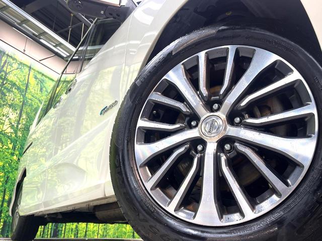 セレナ ハイウェイスター　Ｖセレ＋セーフティＩＩ　ＳＨＶ　両側電動スライドドア　純正８型ナビ　フリップダウンモニター　全周囲カメラ　衝突軽減装置　禁煙車　ドラレコ　コーナーセンサー　ＬＥＤヘッドライト　ＥＴＣ　車線逸脱警報　ｂｌｕｅｔｏｏｔｈ再生（14枚目）