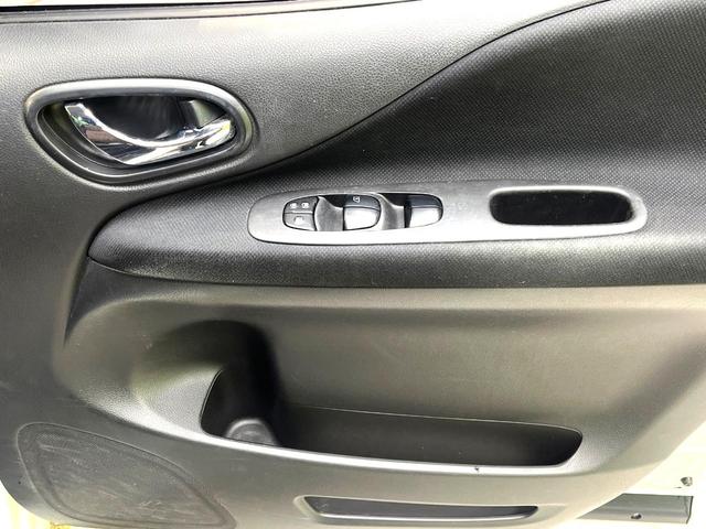 セレナ ハイウェイスター　Ｖセレ＋セーフティＩＩ　ＳＨＶ　両側電動スライドドア　純正８型ナビ　フリップダウンモニター　全周囲カメラ　衝突軽減装置　禁煙車　ドラレコ　コーナーセンサー　ＬＥＤヘッドライト　ＥＴＣ　車線逸脱警報　ｂｌｕｅｔｏｏｔｈ再生（53枚目）