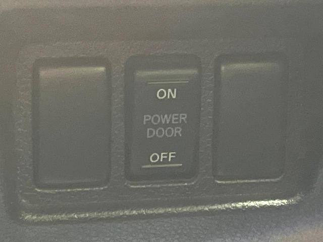 セレナ ハイウェイスター　Ｖセレ＋セーフティＩＩ　ＳＨＶ　両側電動スライドドア　純正８型ナビ　フリップダウンモニター　全周囲カメラ　衝突軽減装置　禁煙車　ドラレコ　コーナーセンサー　ＬＥＤヘッドライト　ＥＴＣ　車線逸脱警報　ｂｌｕｅｔｏｏｔｈ再生（70枚目）