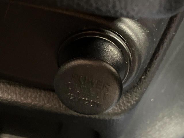 セレナ ハイウェイスター　Ｖセレ＋セーフティＩＩ　ＳＨＶ　両側電動スライドドア　純正８型ナビ　フリップダウンモニター　全周囲カメラ　衝突軽減装置　禁煙車　ドラレコ　コーナーセンサー　ＬＥＤヘッドライト　ＥＴＣ　車線逸脱警報　ｂｌｕｅｔｏｏｔｈ再生（73枚目）