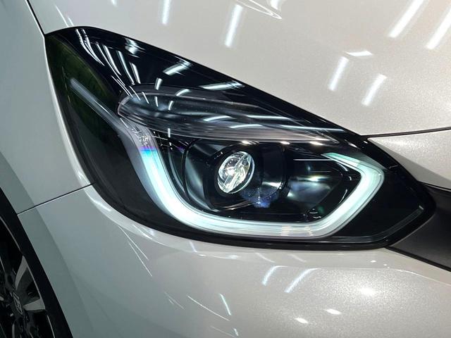 フィット ｅ：ＨＥＶ　ＲＳ　禁煙車　ホンダセンシング　アダプティブクルーズ　９型ホンダコネクト　バックカメラ　フルセグ　ドライブレコーダー　ＥＴＣ２．０　Ｂｌｕｅｔｏｏｔｈ　ハーフレザーシート　ＬＥＤヘッド　クリアランスソナー（24枚目）