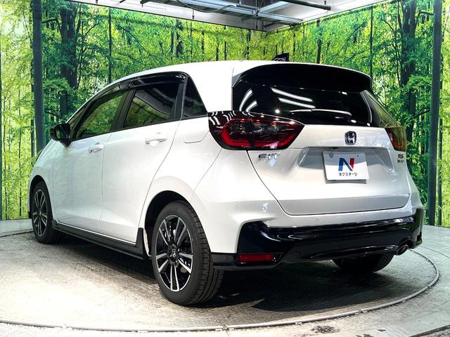 フィット ｅ：ＨＥＶ　ＲＳ　禁煙車　ホンダセンシング　アダプティブクルーズ　９型ホンダコネクト　バックカメラ　フルセグ　ドライブレコーダー　ＥＴＣ２．０　Ｂｌｕｅｔｏｏｔｈ　ハーフレザーシート　ＬＥＤヘッド　クリアランスソナー（30枚目）