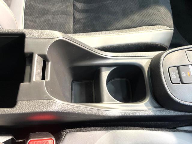 フィット ｅ：ＨＥＶ　ＲＳ　禁煙車　ホンダセンシング　アダプティブクルーズ　９型ホンダコネクト　バックカメラ　フルセグ　ドライブレコーダー　ＥＴＣ２．０　Ｂｌｕｅｔｏｏｔｈ　ハーフレザーシート　ＬＥＤヘッド　クリアランスソナー（52枚目）