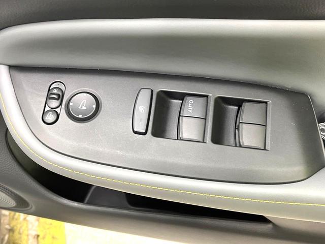 フィット ｅ：ＨＥＶ　ＲＳ　禁煙車　ホンダセンシング　アダプティブクルーズ　９型ホンダコネクト　バックカメラ　フルセグ　ドライブレコーダー　ＥＴＣ２．０　Ｂｌｕｅｔｏｏｔｈ　ハーフレザーシート　ＬＥＤヘッド　クリアランスソナー（58枚目）